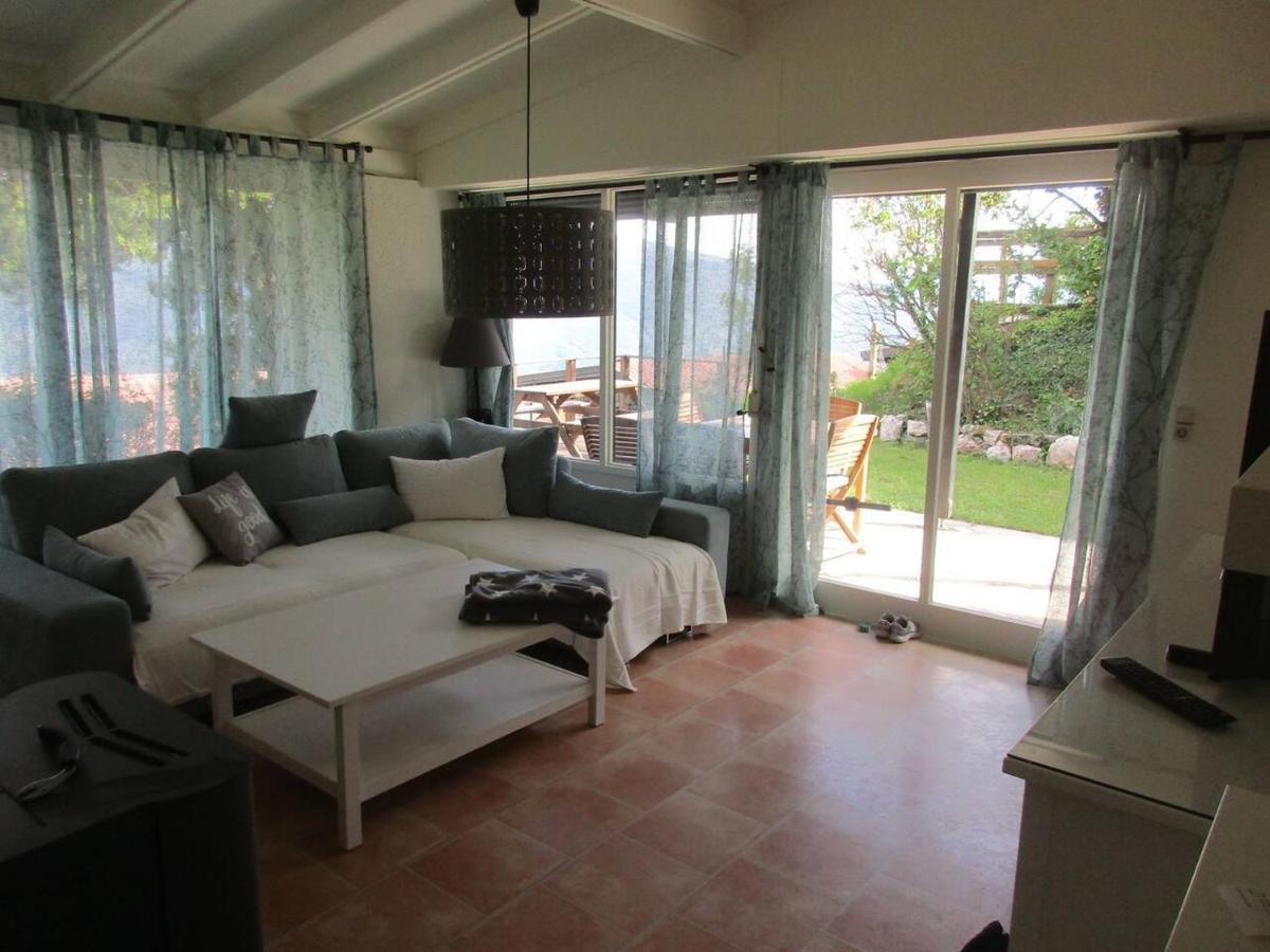 Inviting 2-Bed House In Tignale Villa Olzano Bagian luar foto